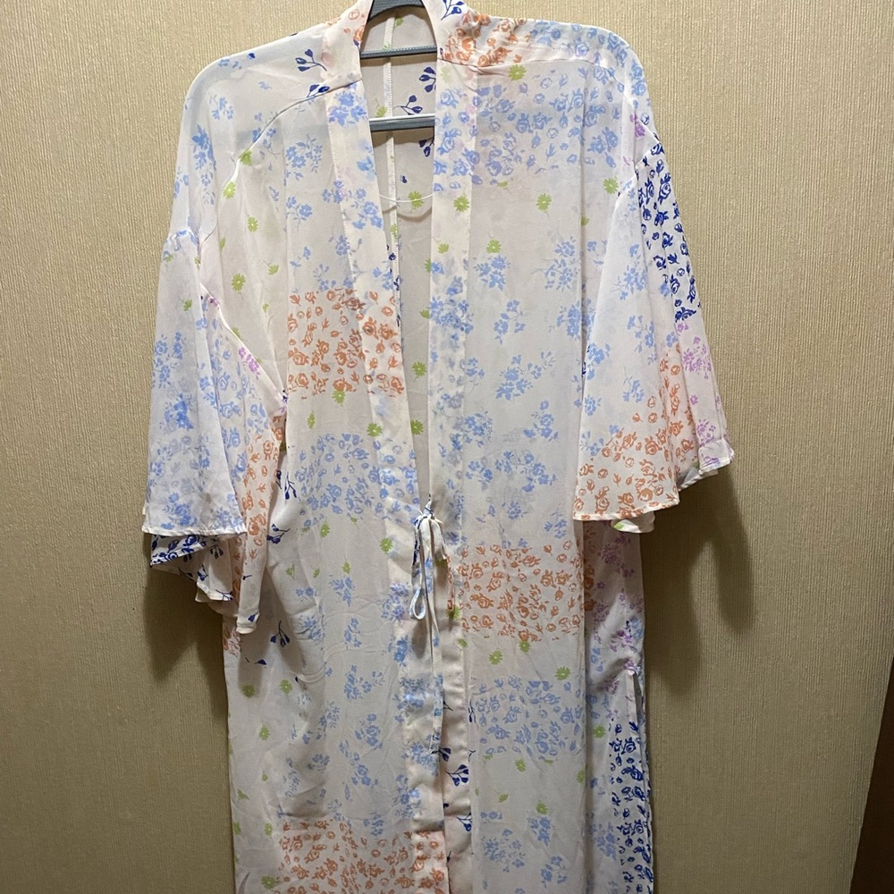 Wild Fable OS Floral Kimono
